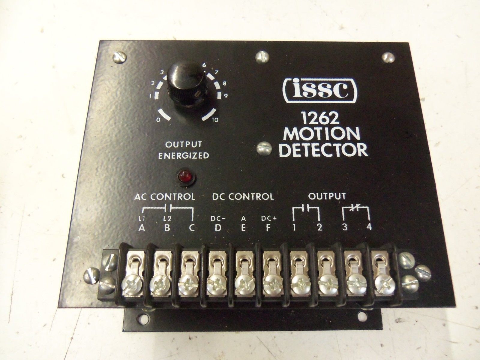 ISSC 1262-1-L-D-B MOTION DETECTOR *NEW NO BOX*