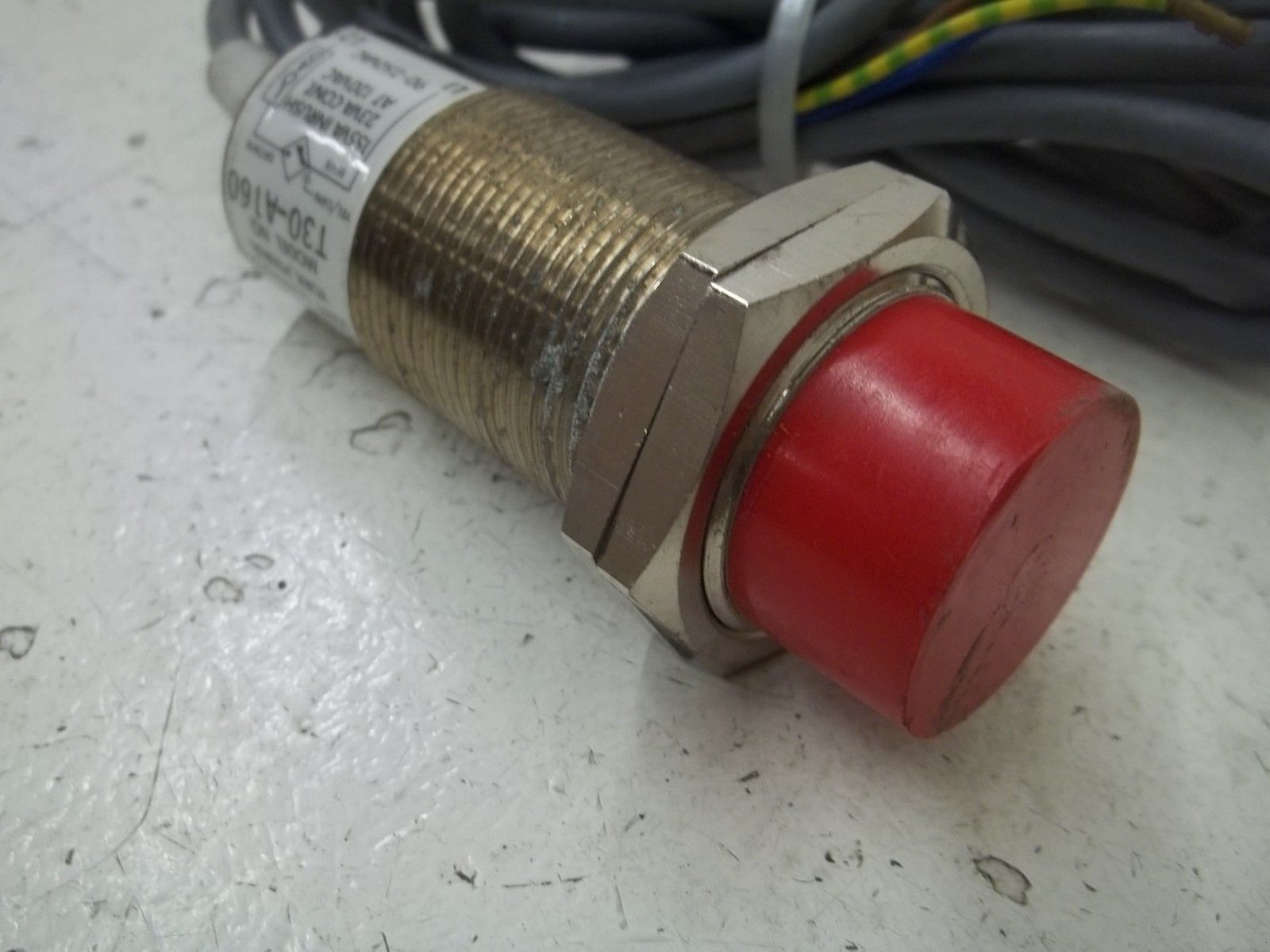 ISSC T30-A160 PROXIMITY SWITCH UNMP