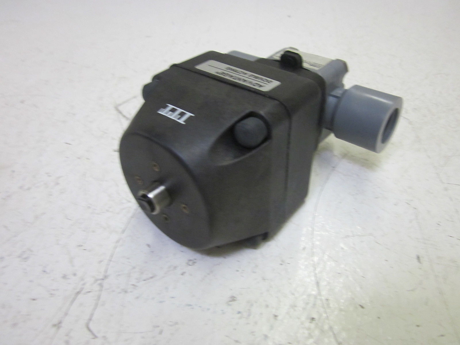 ITT 588977-001 VALVE UNMP