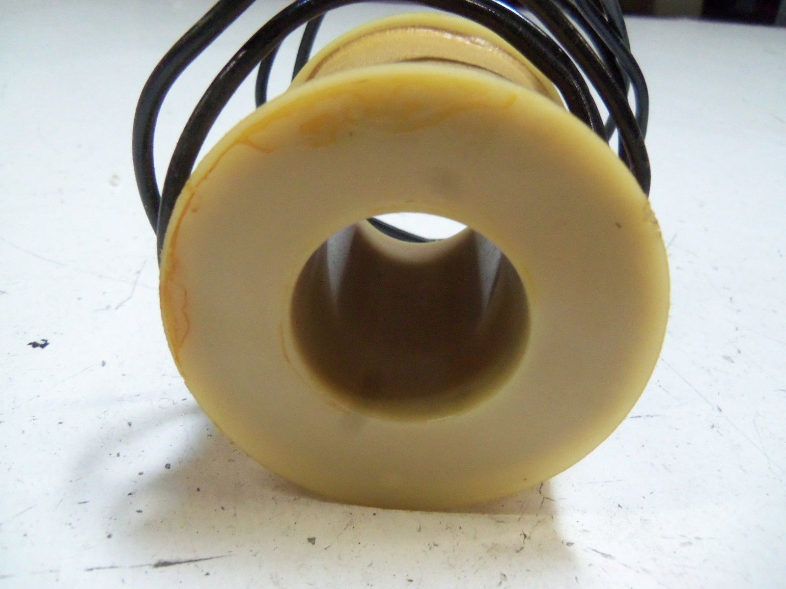 ITT C300A12060A18 VALVE COIL UNMP