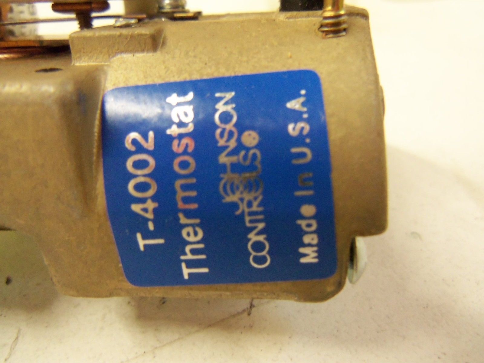 JOHNSON CONTROLS T-4002 *USED*