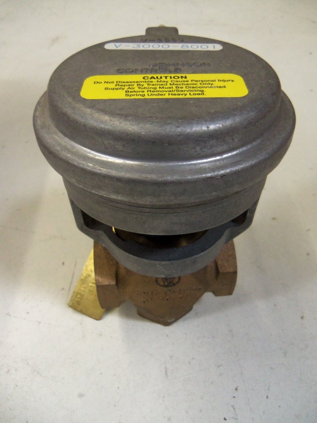 JOHNSON CONTROLS V-3000-8001 *USED*