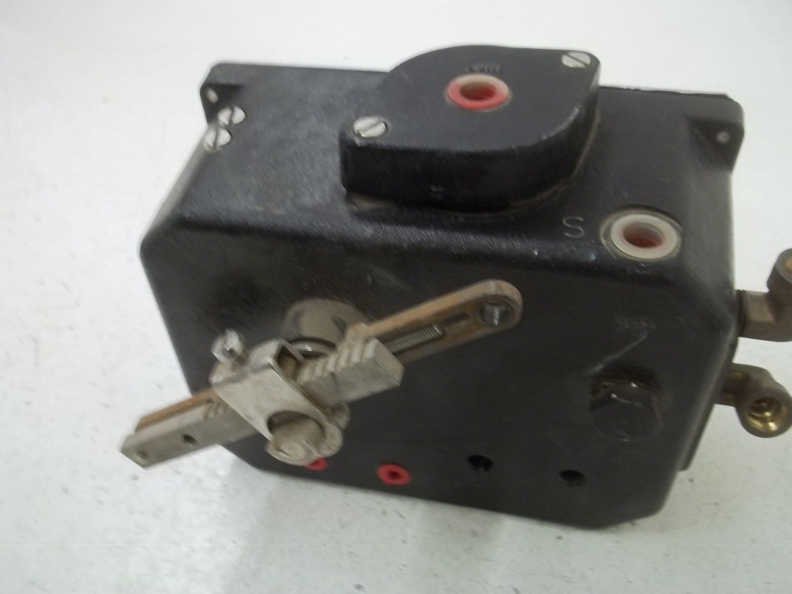 KAMYR VALVE INC. NP411 POSITIONER UNMP