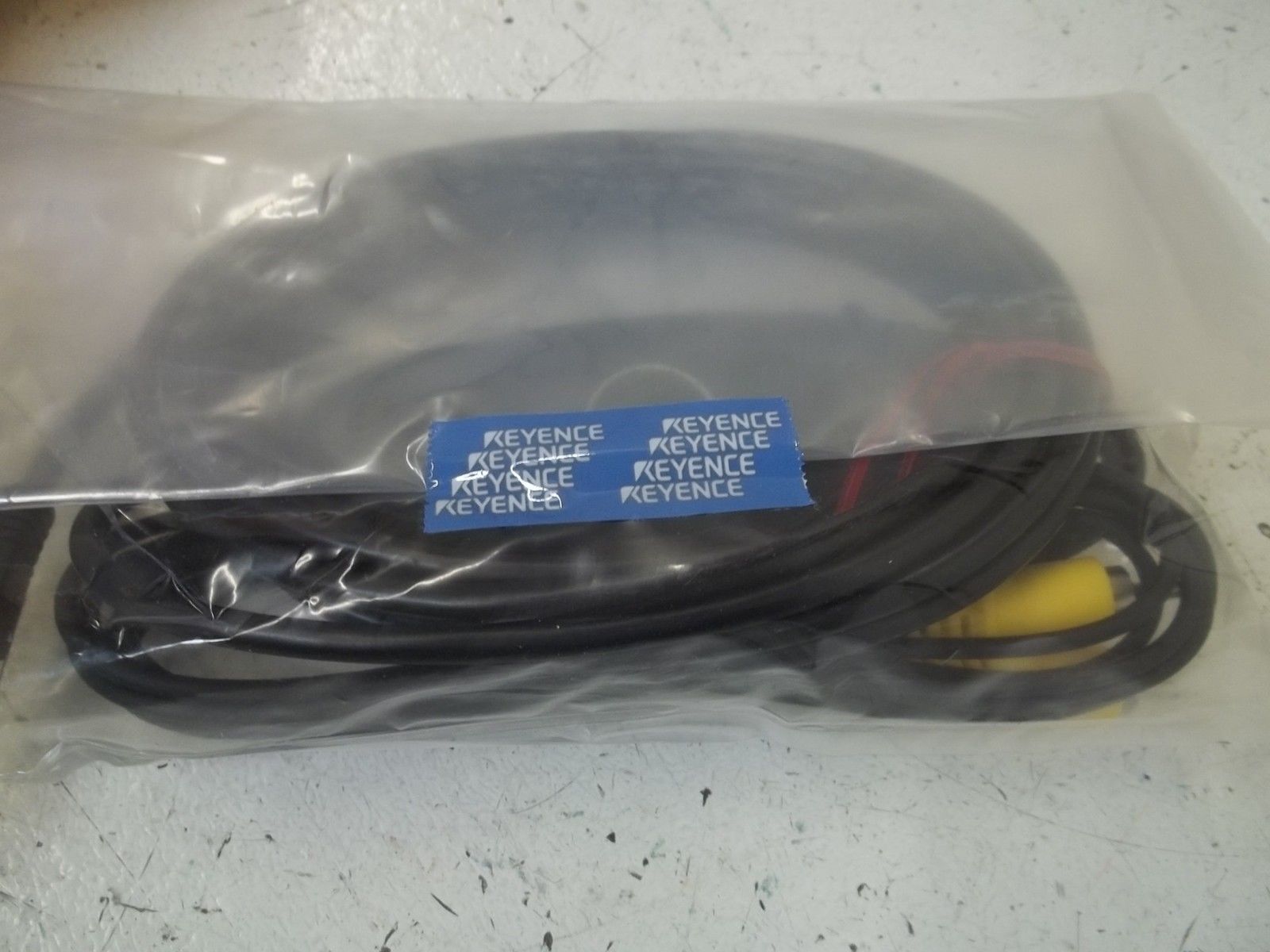KEYENCE CV-2100 HIGH-SPEED DIGITAL MACHINE VISION NSMP