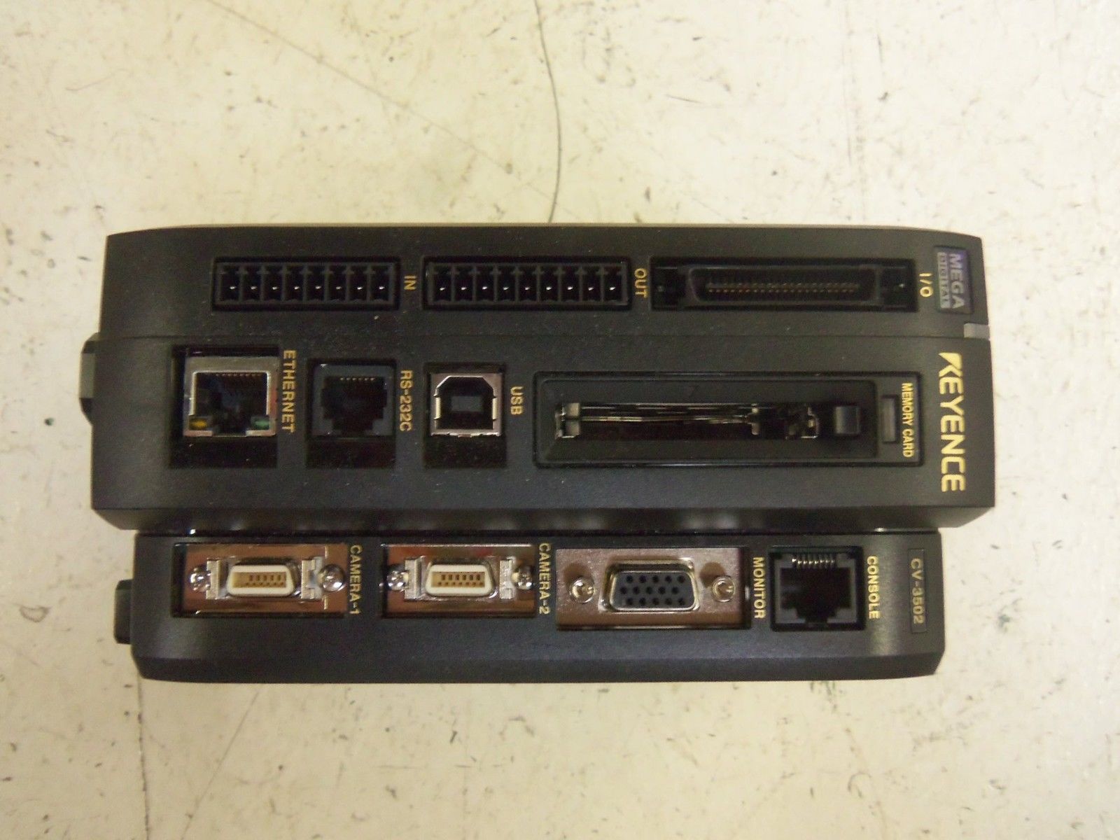 KEYENCE CV-3502 MEGA DIGITAL CONTROLLER   UNMP