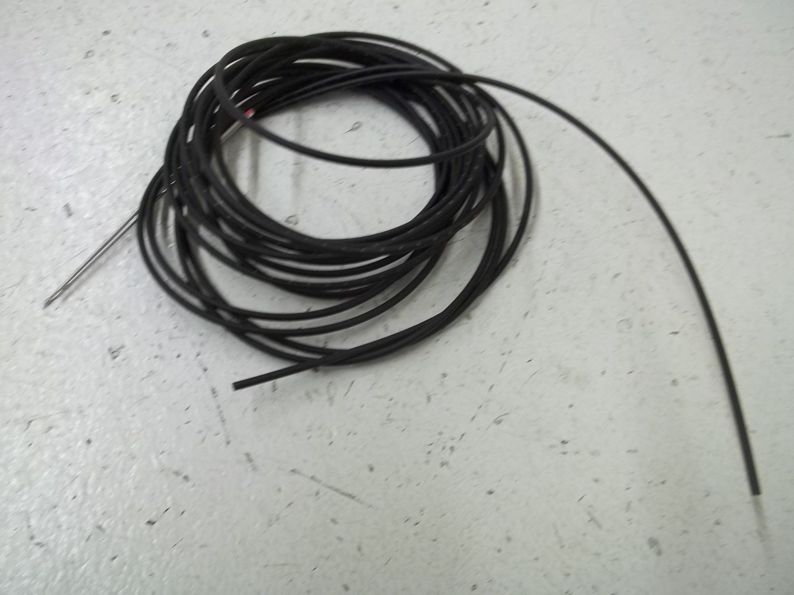KEYENCE FU-34 TRANSMISSIVE FIBER UNIT (AS PICTURED) NSMP