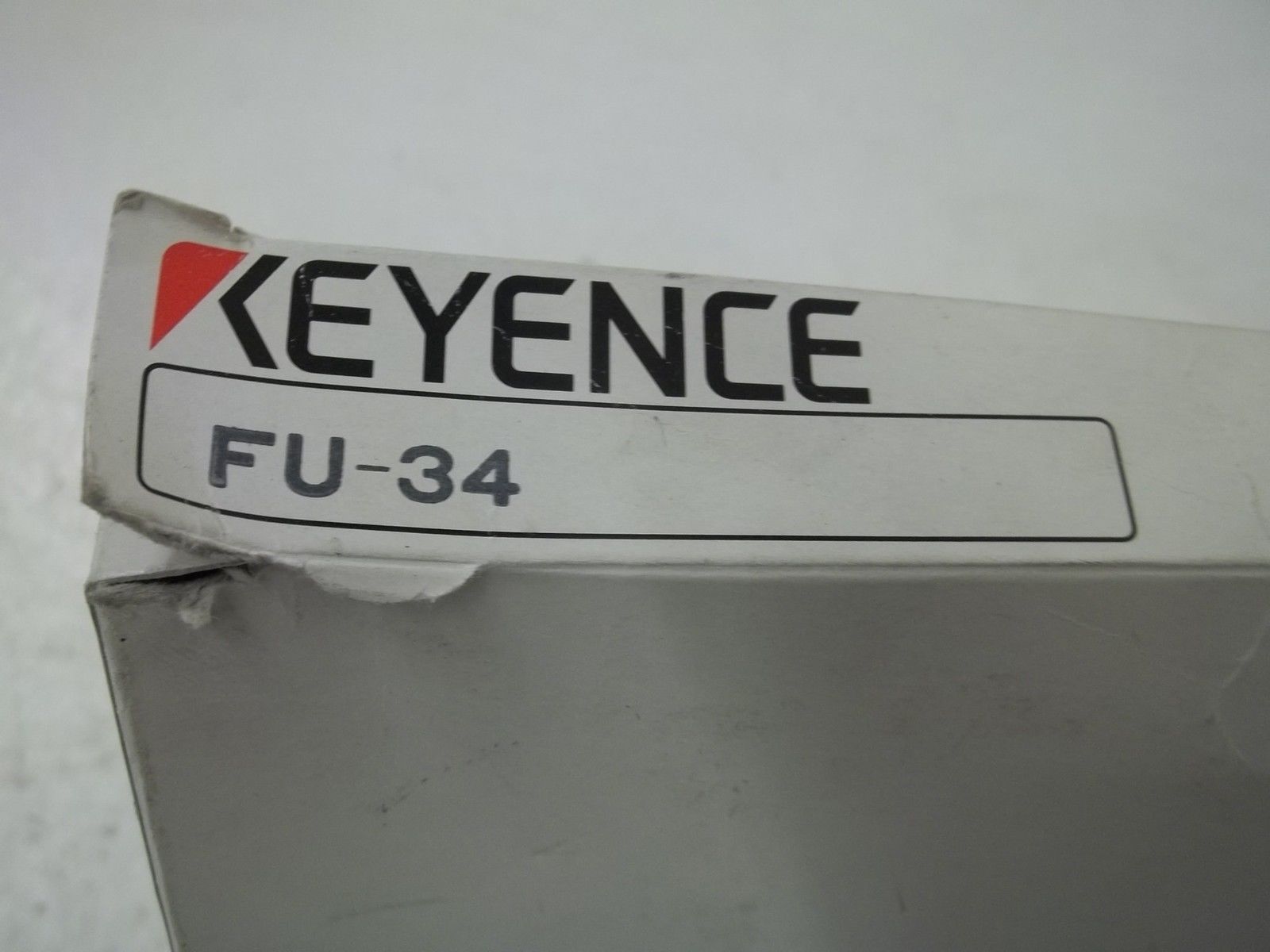 KEYENCE FU-34 TRANSMISSIVE FIBER UNIT (AS PICTURED) NSMP