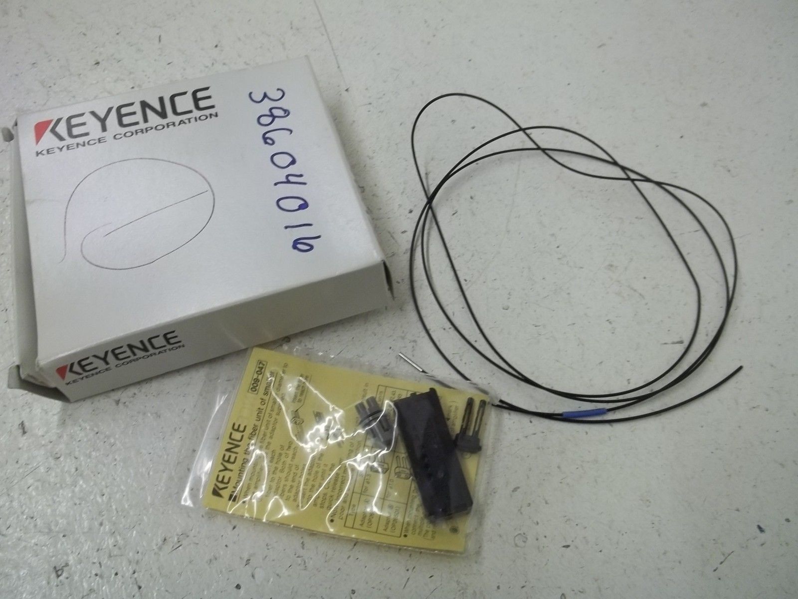 KEYENCE FU-59 FIBER OPTIC SENSOR NSMP