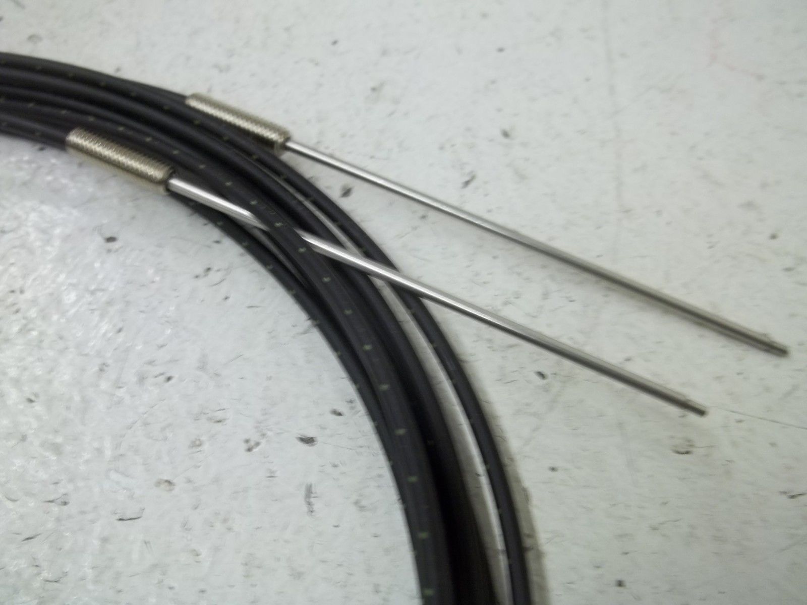 KEYENCE FU-73 TRANSMISSIVE FIBER UNIT NSMP