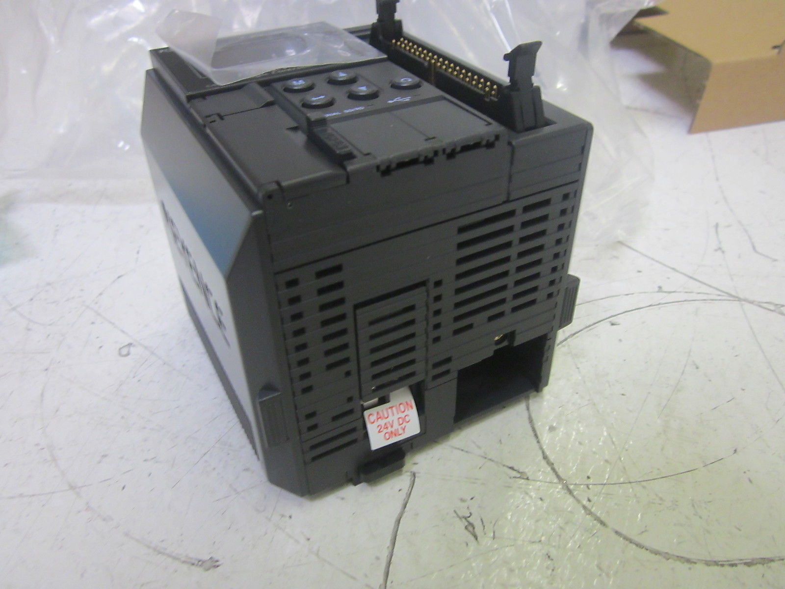 KEYENCE KV-3000 REALTIME LOGIC CONTROLLER  NSMP