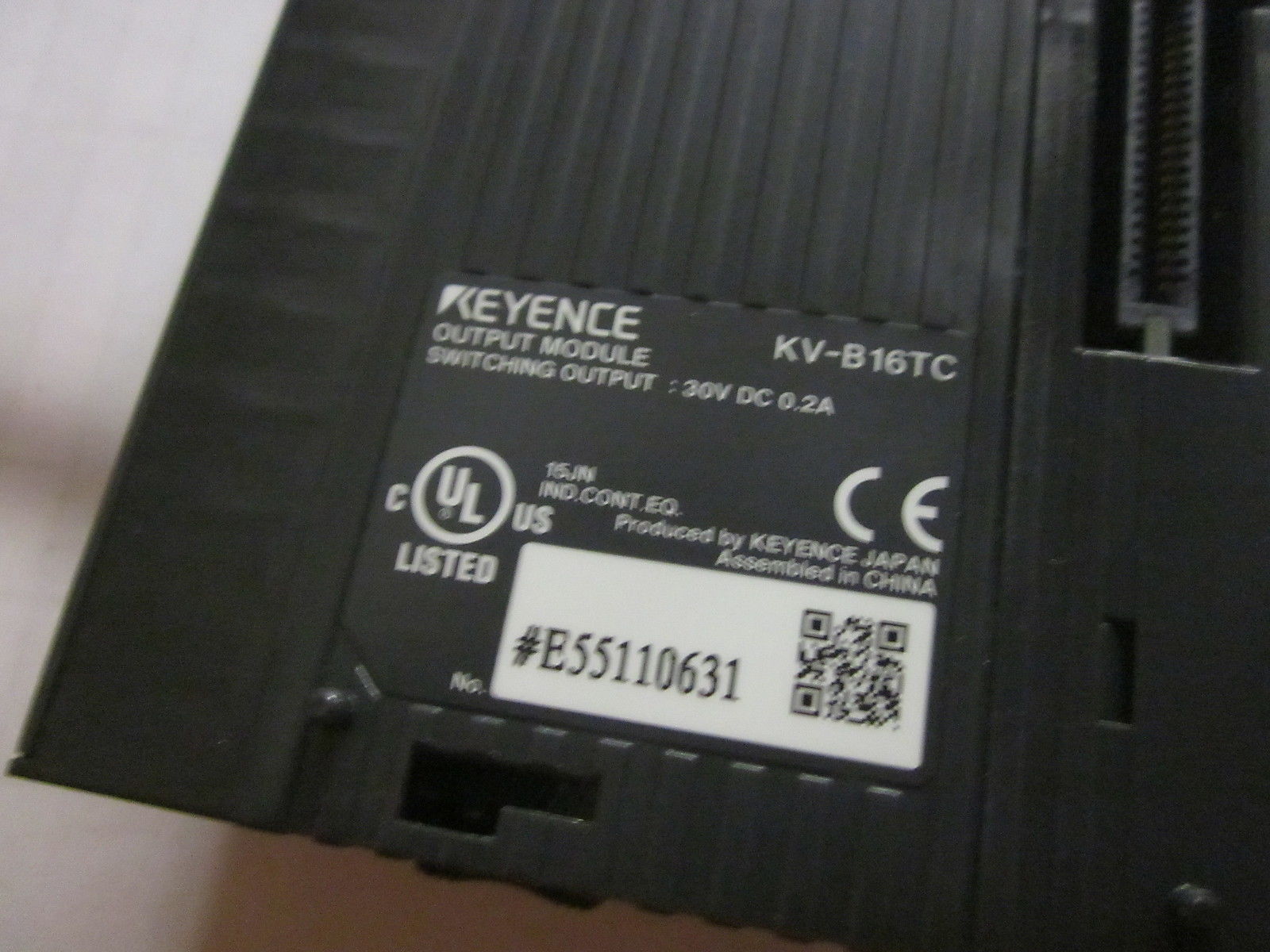 KEYENCE KV-B16TC OUTPUT MODULE 30V NSMP