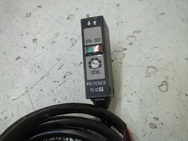 KEYENCE PZ-42P PHOTOELECTRIC SENSOR UNMP