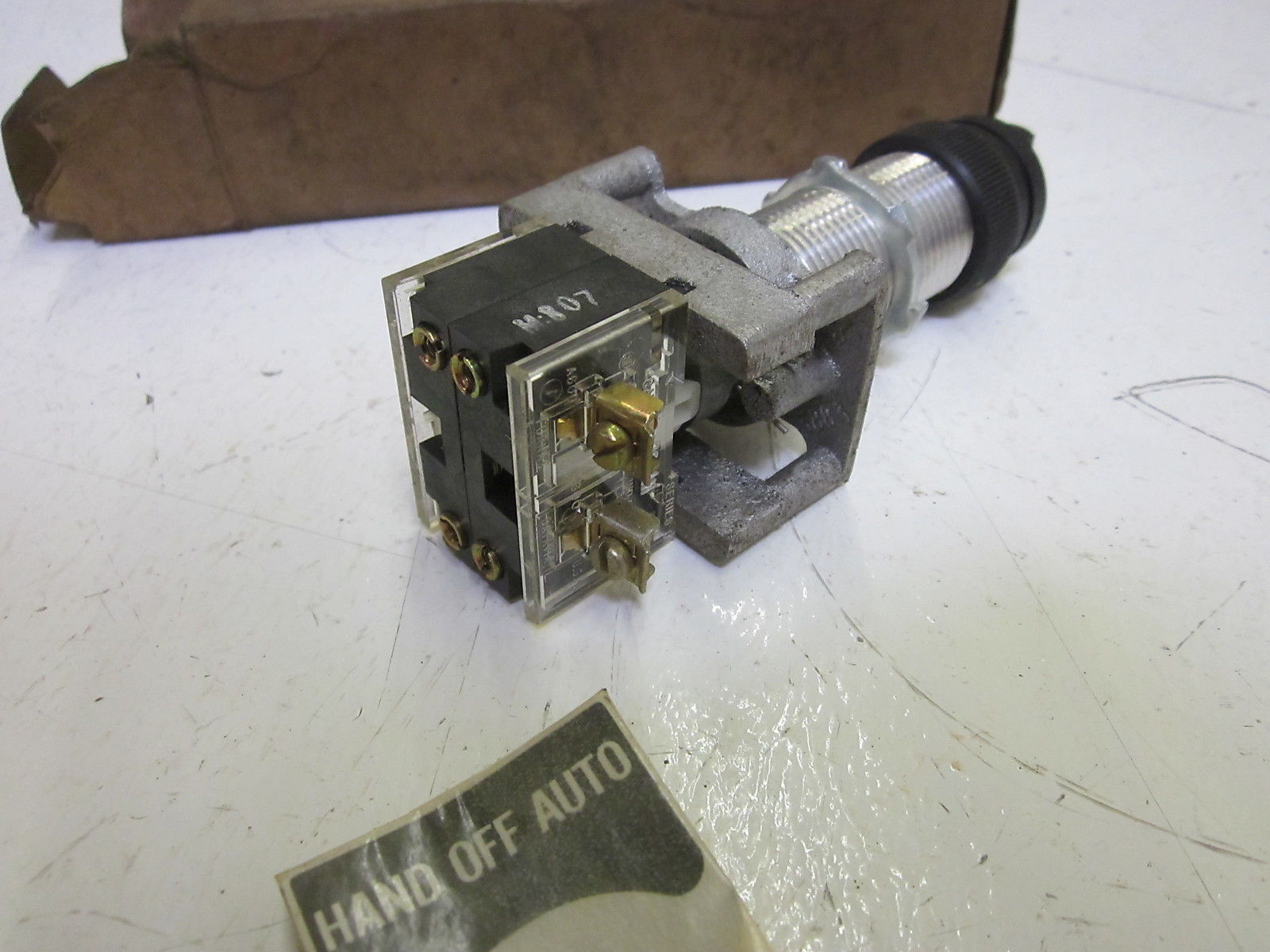 KILLARK G07-6G PILOT LIGHT 120V UNMP