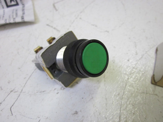 KILLARK HUBBELL G021-GZ1B GREEN PUSHBUTTON  NSMP1