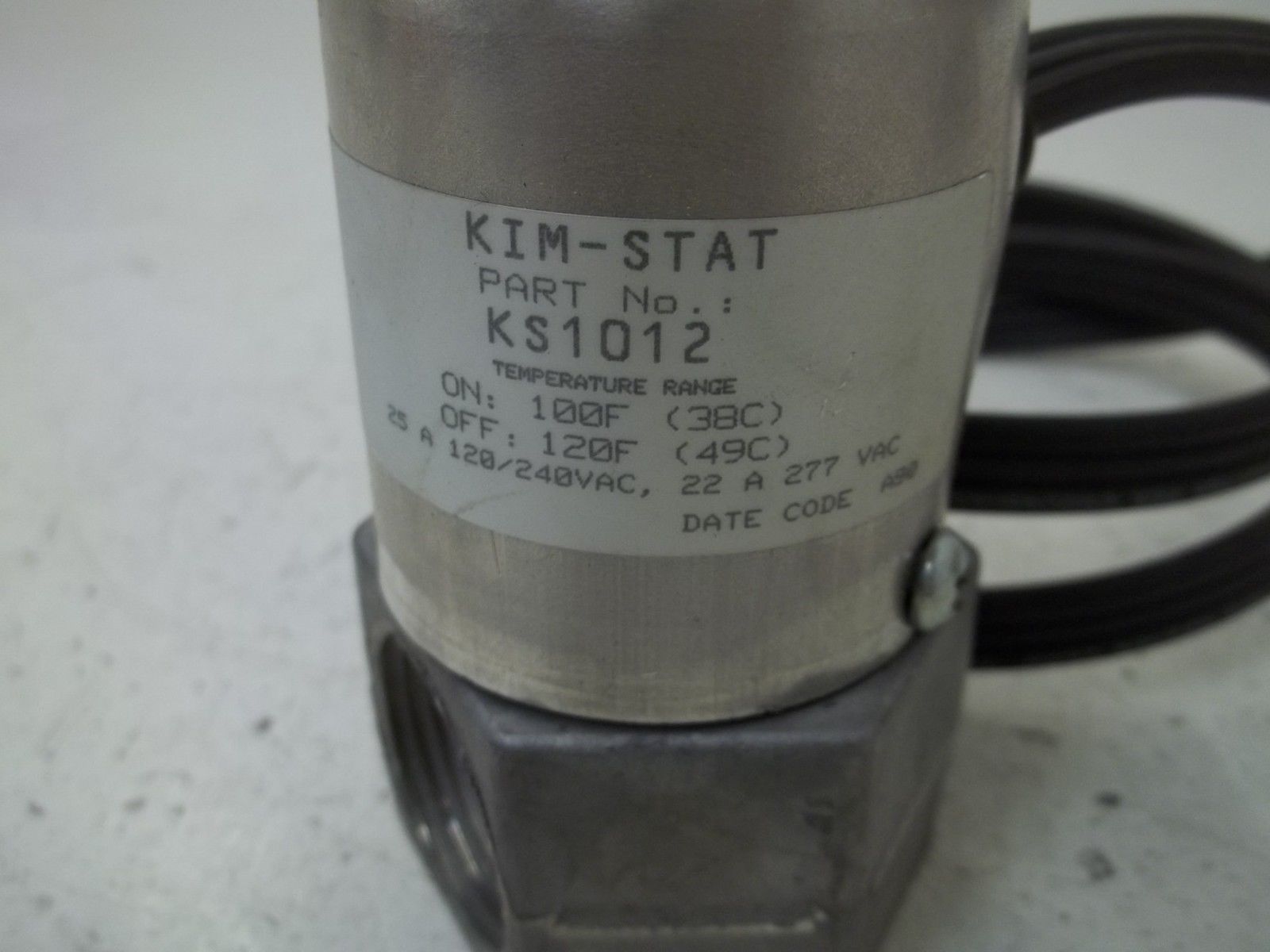 KIM-STAT KS1012 TEMPERATURE RANGE ON:100F(38C) OFF:120F(49C) UNMP