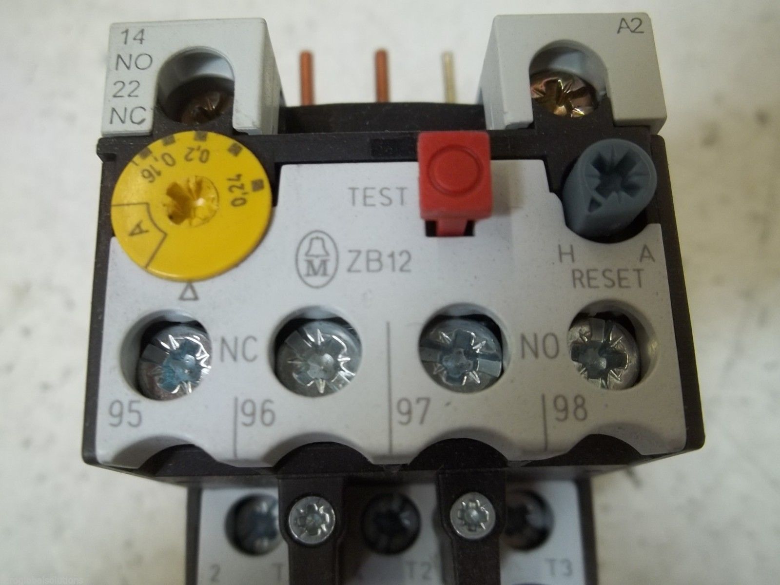 KLOCKNER MOELLER ZB12-0,24 *NEW*