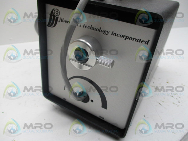FIBEROPTICS TECH FO-150 LIGHT SOURCE GENERATOR  UNMP
