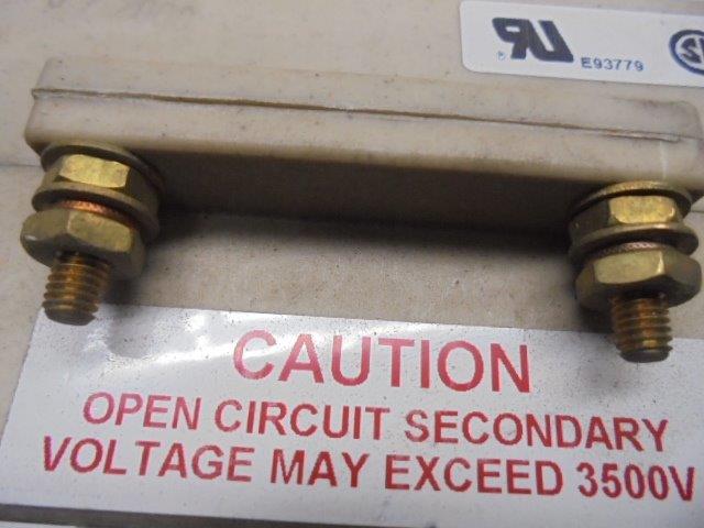 INSTRUMENT 561-162 CURRENT TRASNFORMERS RATIO 1600: 5 UNMP