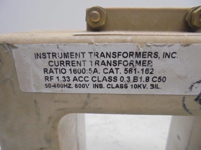 INSTRUMENT 561-162 CURRENT TRASNFORMERS RATIO 1600: 5 UNMP