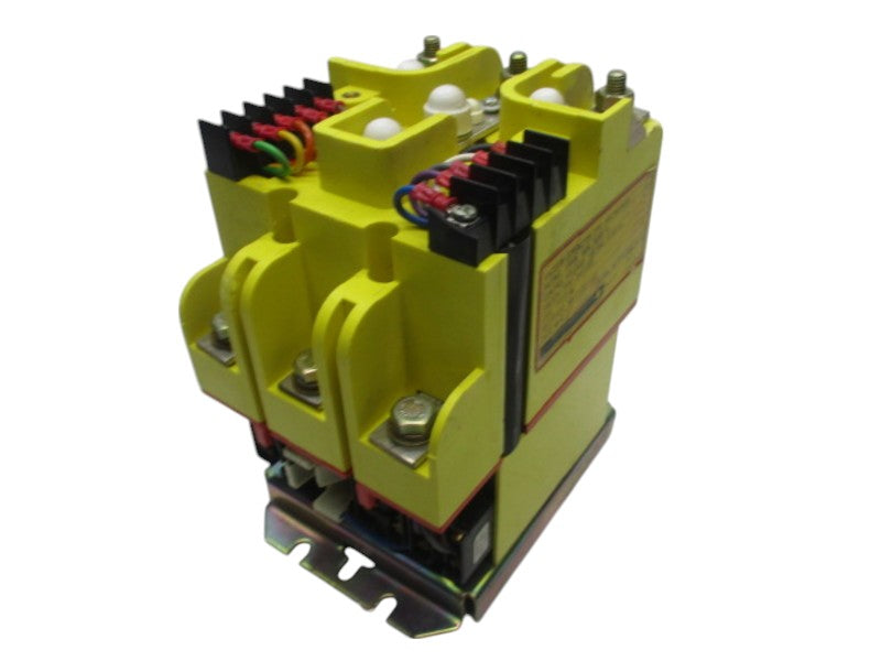 GEC VAC3AD160A VACUUM CONTACTOR (AS PICTURED)  UNMP