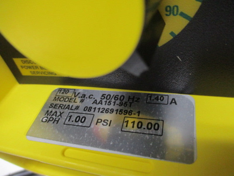 LMI AA151-95T ELECTRONICMAGNETIC DOSING PUMP 120VAC   NSMP