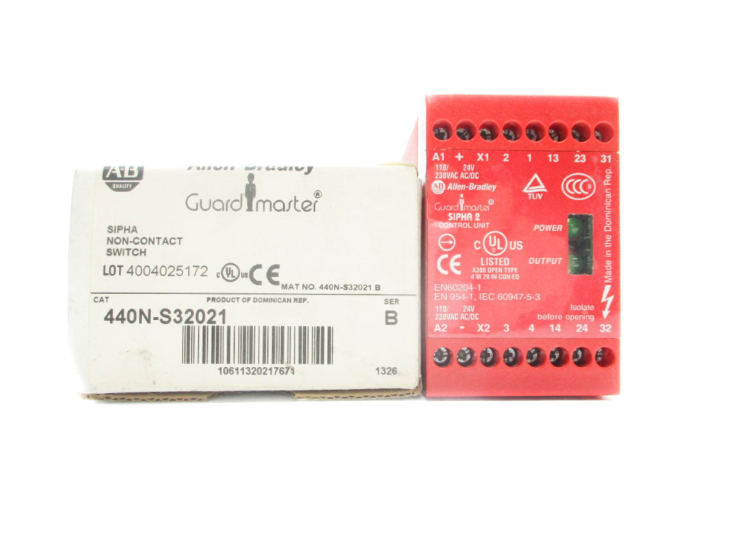 ALLEN BRADLEY 440N-S32021 SER. B 110/230VAC (WH) NSMP