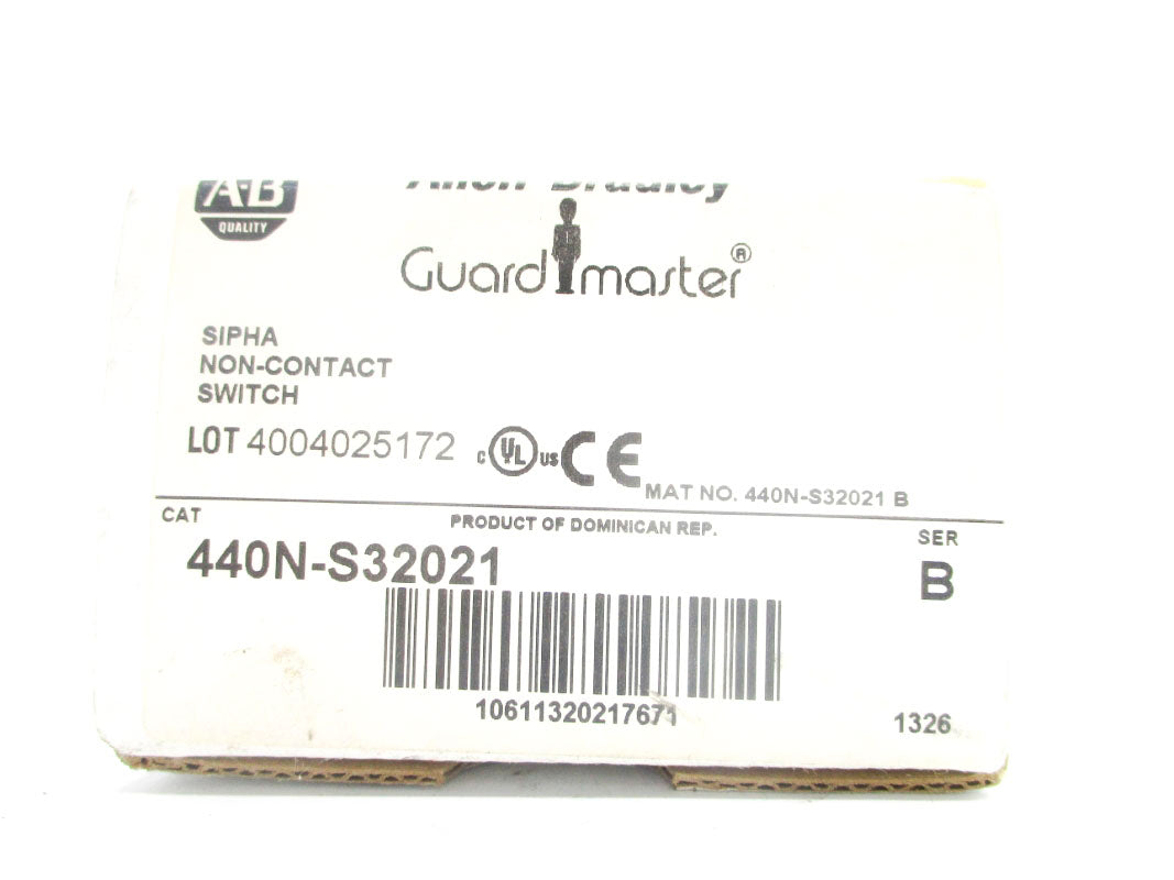 ALLEN BRADLEY 440N-S32021 SER. B 110/230VAC (WH) NSMP