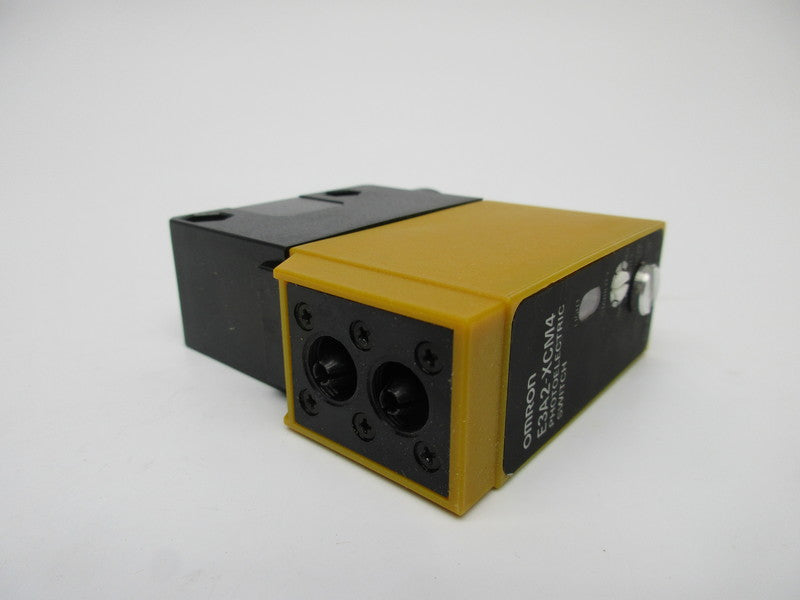 OMRON E3A2-XCM4 NSMP