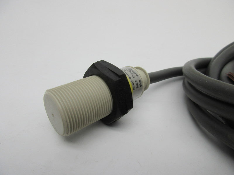 OMRON E2F-X5E1 NSNP