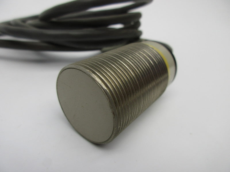 OMRON E2E-X10Y1-53US NSNP