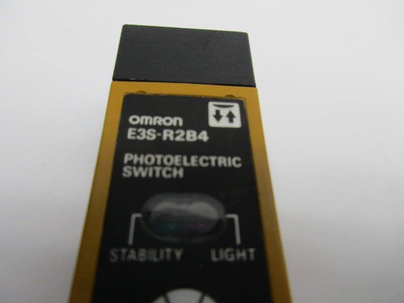 OMRON E3S-R2B4 NSNP