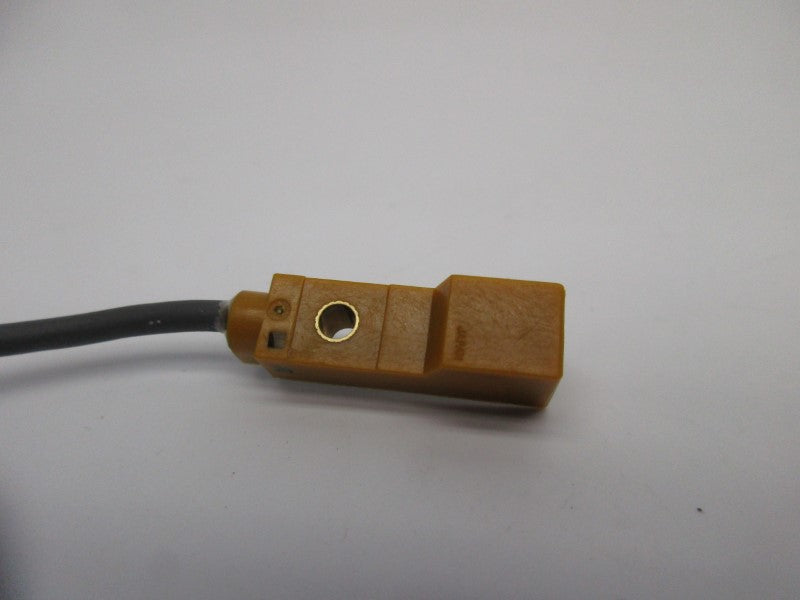 OMRON TL-Q2MC1 12-24VDC NSNP