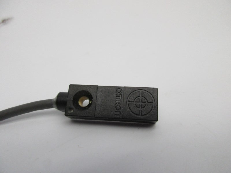 OMRON TL-W3MB1 UNMP