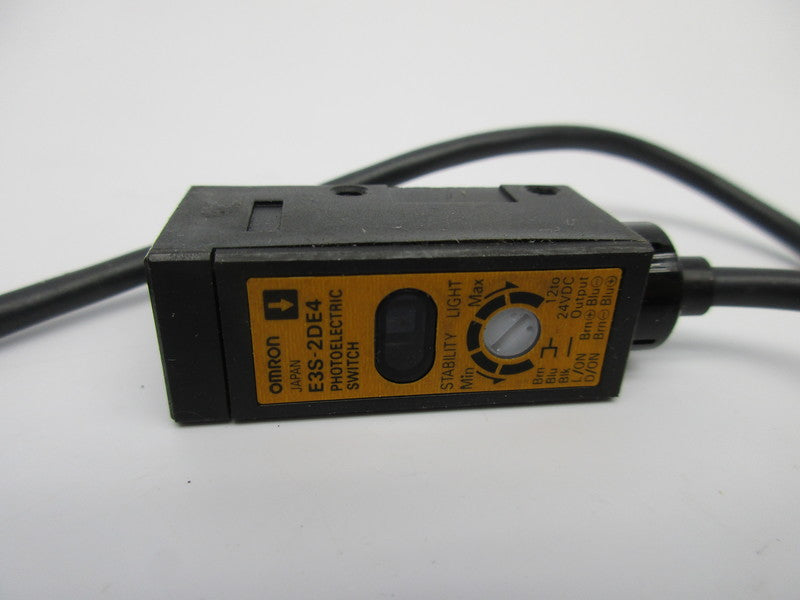 OMRON E3S-2DE4 12-24VDC NSNP