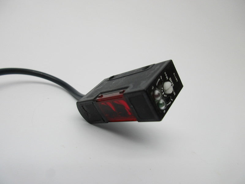 OMRON E3S-AT61-D UNMP