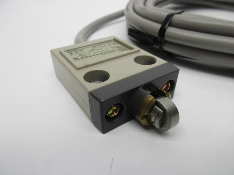 OMRON D4C-4303 UNMP