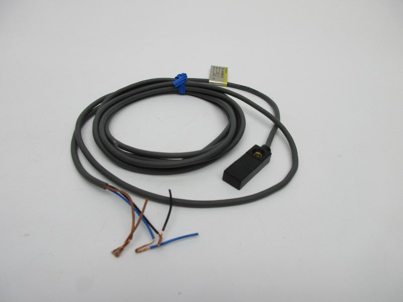 OMRON TL-W3MC15 12-24VDC NSNP