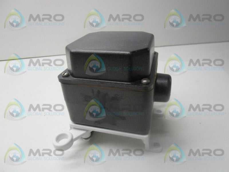ALLEN BRADLEY 1492-SP2C040 SER. C 415VAC 4A  NSMP