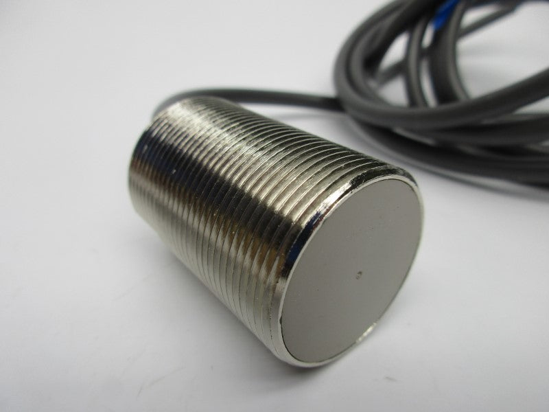 OMRON E2E-X10D1-N NSNP
