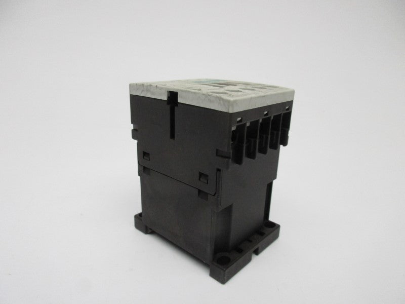 SIEMENS 3RT1516-1AK60 110/120VAC UNMP
