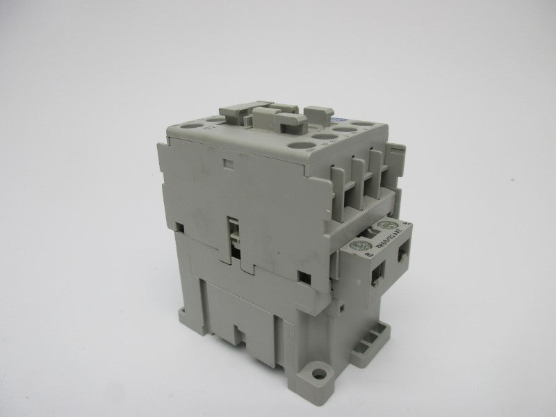 ALLEN BRADLEY 100-C09J10 SER. A 24V NSNP