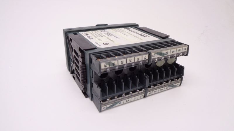 EUROTHERM 32H8/CC/VH/RRR/X/XXX/G/ENG/ENG NSNP