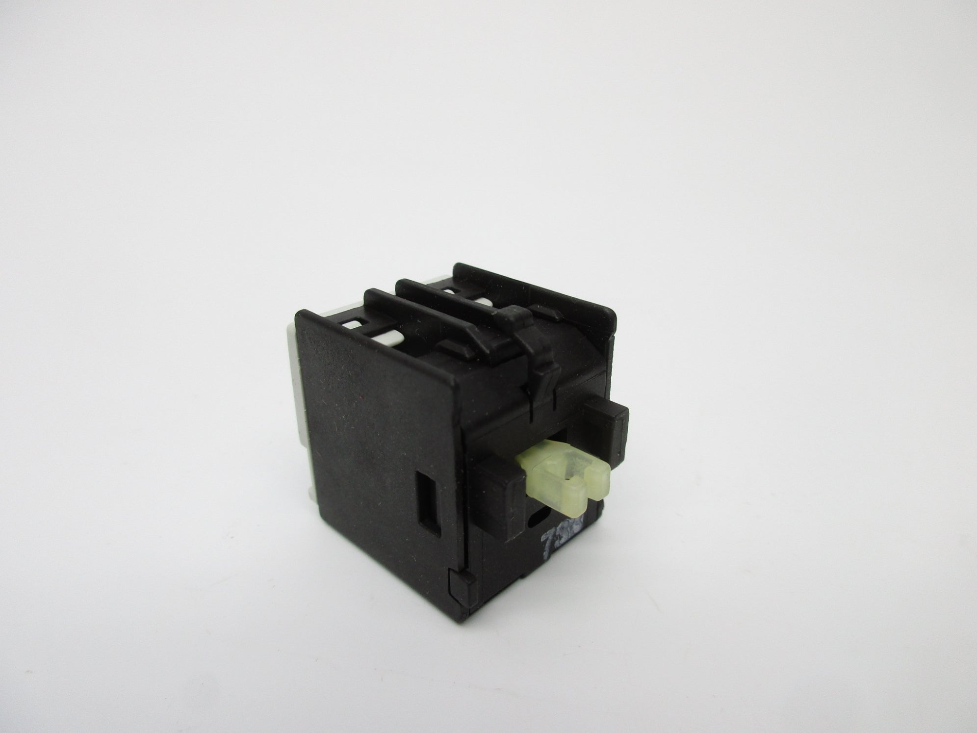SIEMENS 3RH1911-1AA10 240V 10A NSNP