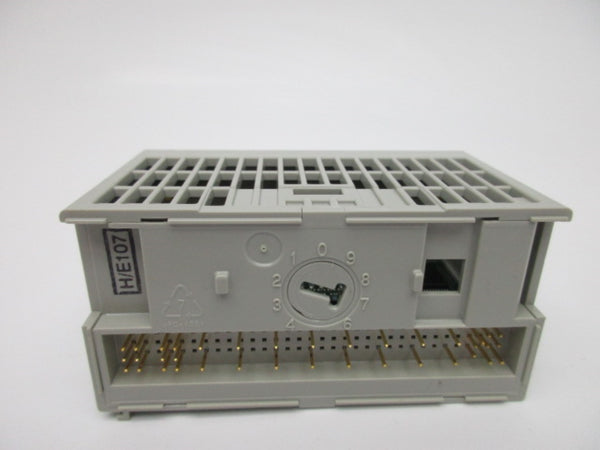 ALLEN BRADLEY 1794-OB8 SER. A 24VDC 0.5A NSMP
