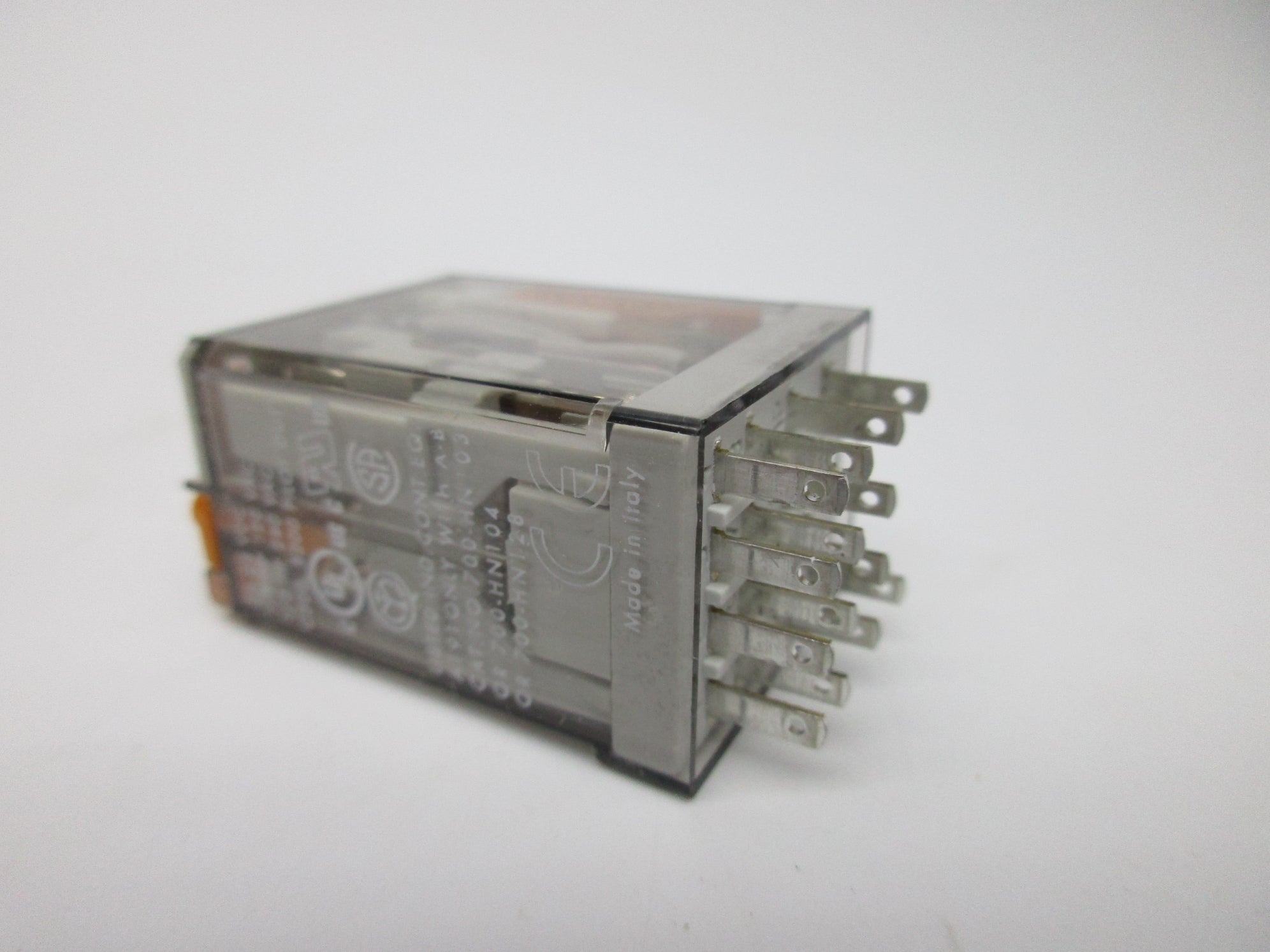 ALLEN BRADLEY 700-HC24A1-3-4 SER. D 7A 120VAC (WH) NSMP