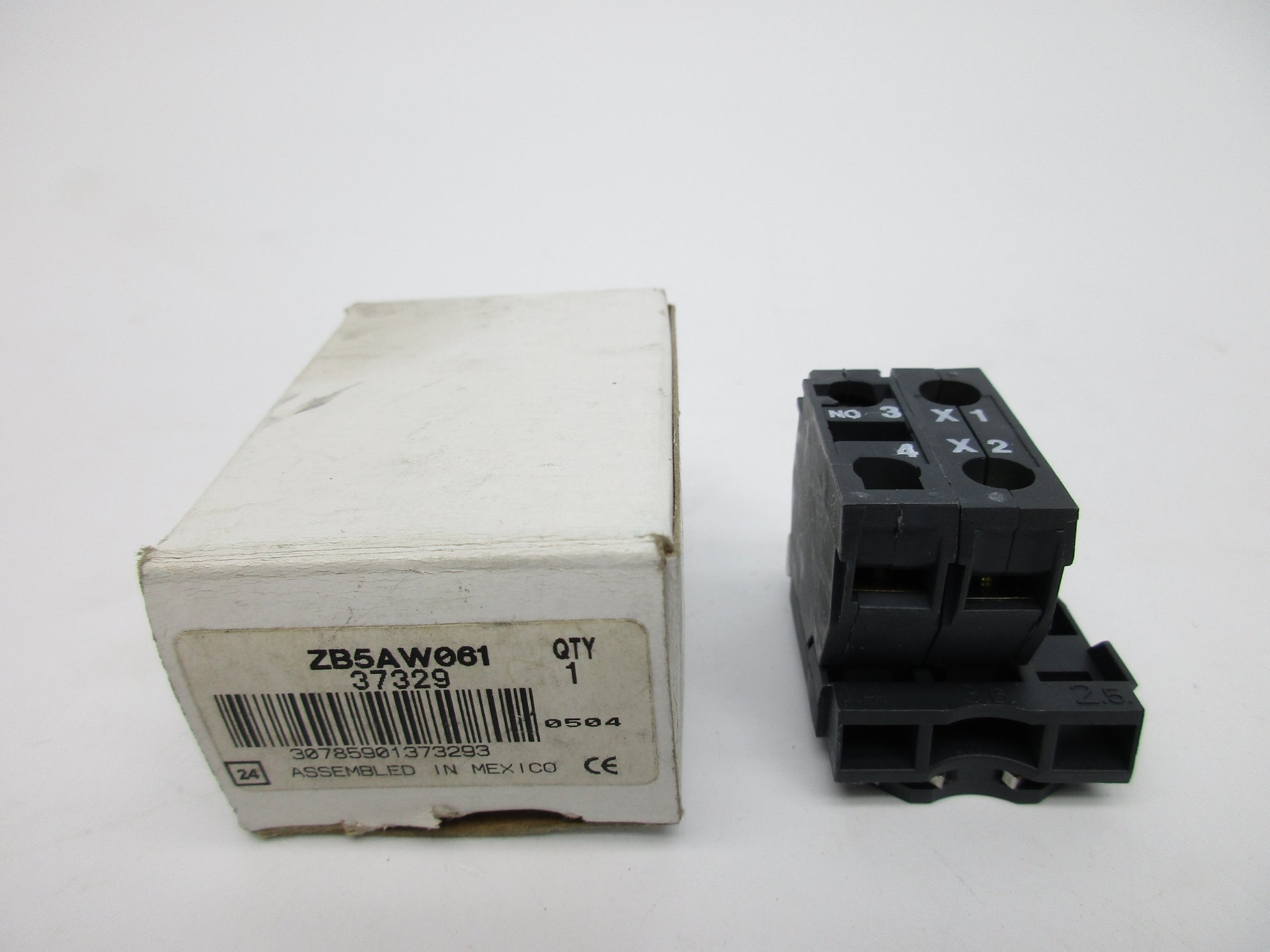 TELEMECANIQUE ZB5AW061 NSMP