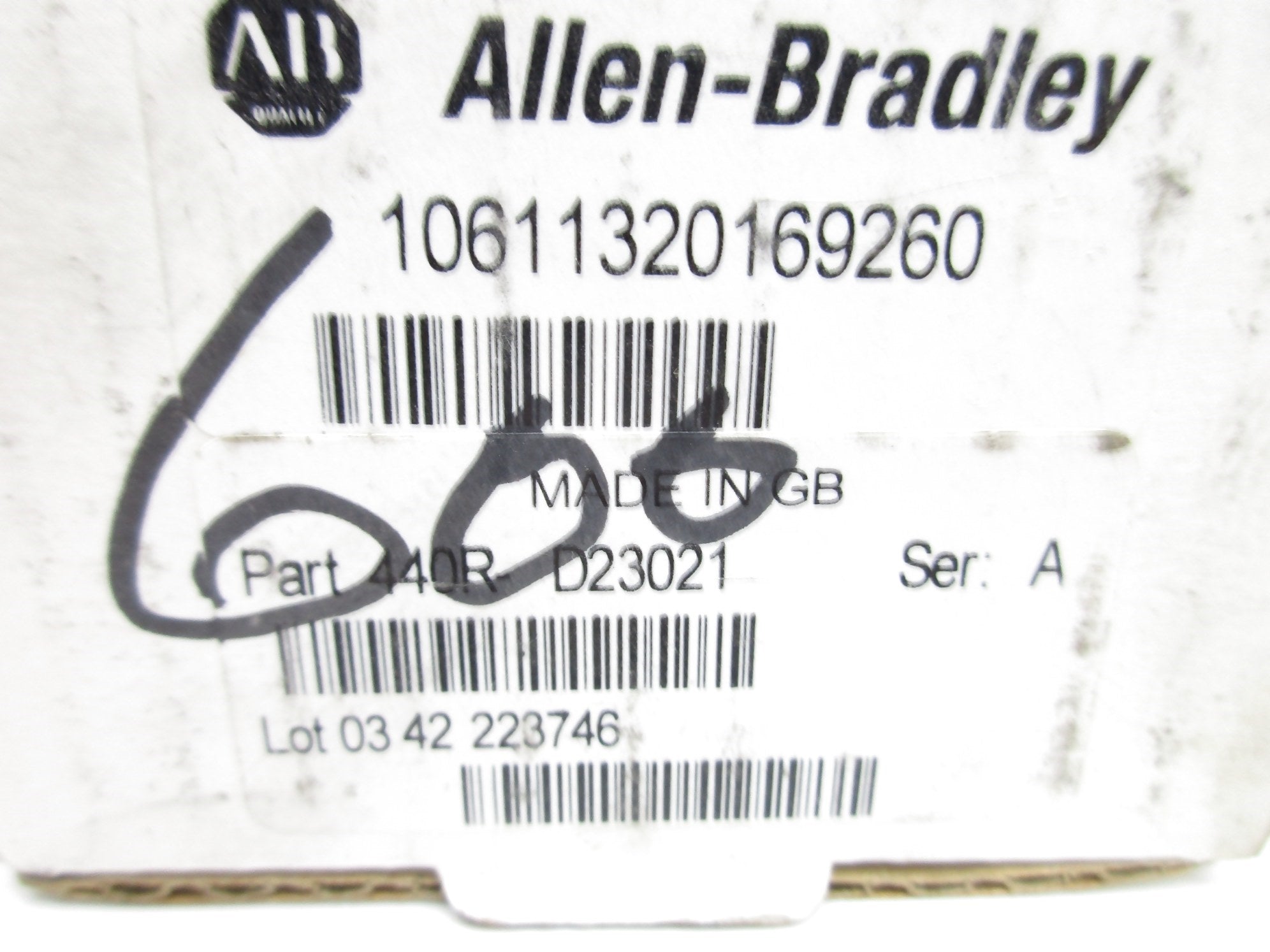 ALLEN BRADLEY 440R-D23021 SER. A 24VAC/DC (WH) NSMP