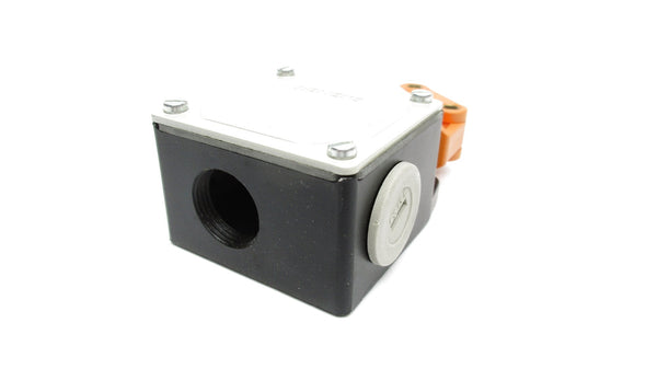 SIEMENS 3SE3100-1E 230V 6A NSMP