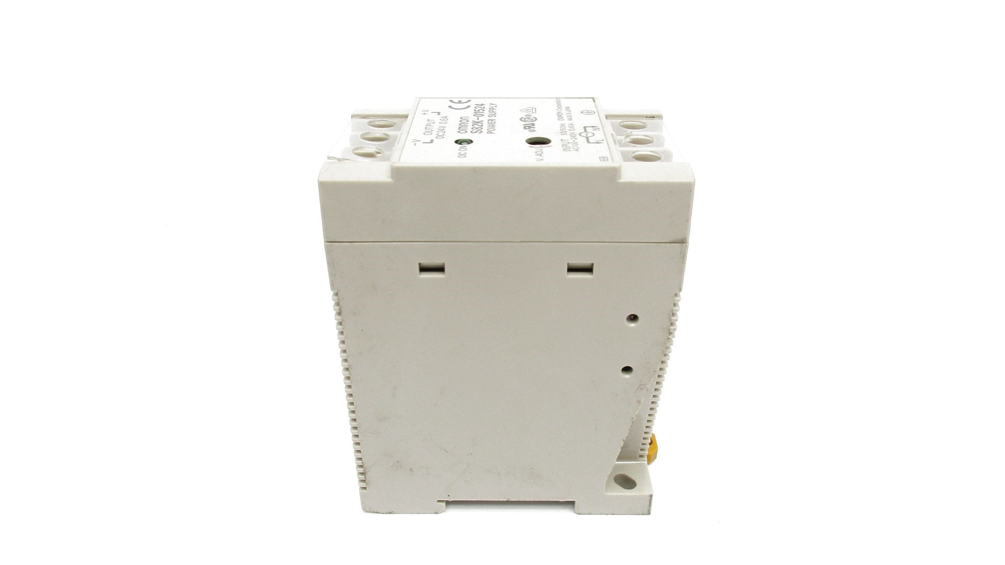 OMRON S82K-01524 100-240VAC 0.45A NSNP