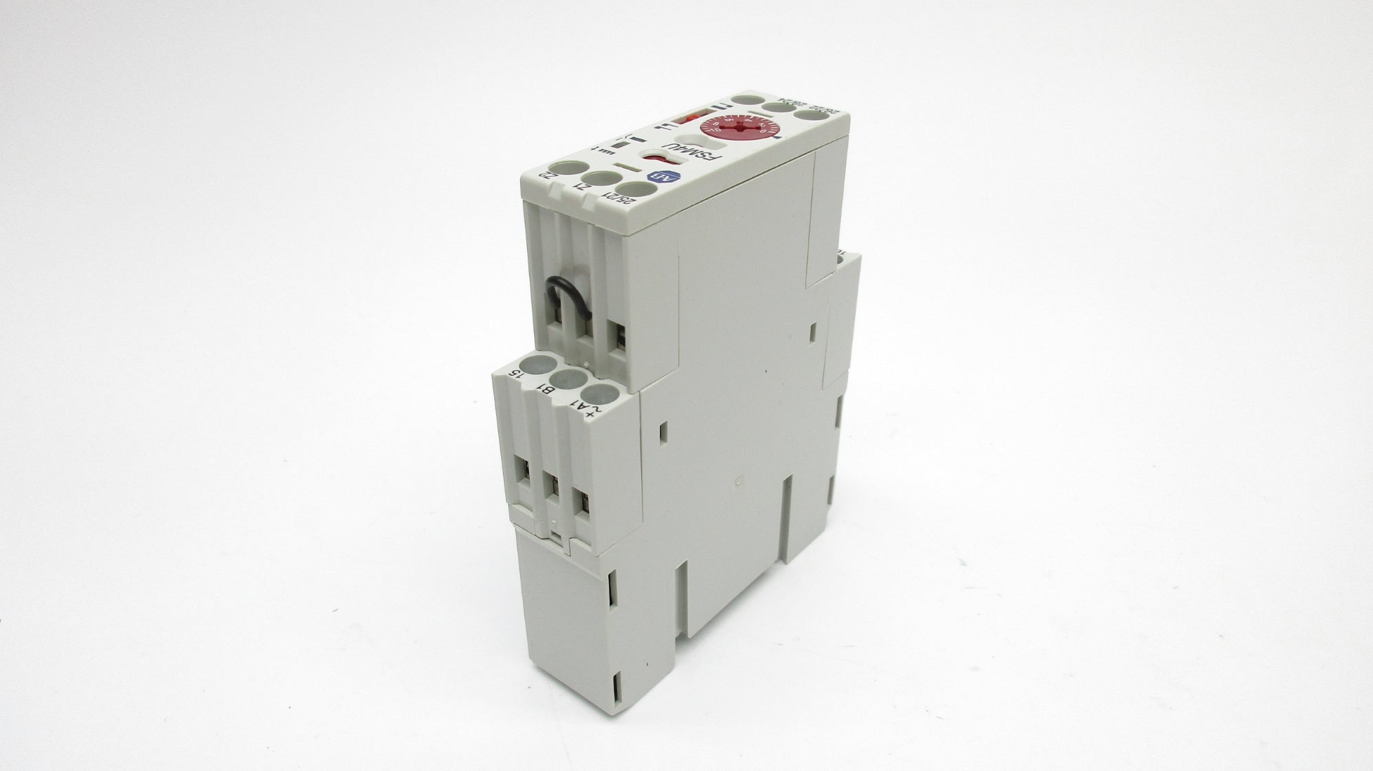 ALLEN BRADLEY 700-FSM4UU23 SER. B 250VAC 8A 0.05S-60H (WH) NSMP